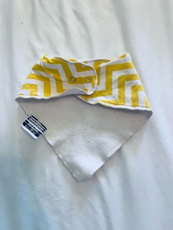 Yellow Chevron Bandana Bib for Babies - Soft Absorbent Drool Protector - Picture 4 of 4